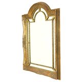 Magnifique miroir milieu du siècle de style Louis XVI rococo, miroir bombé en bois recouvert d'or