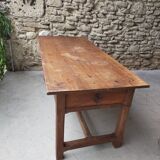 Farm table