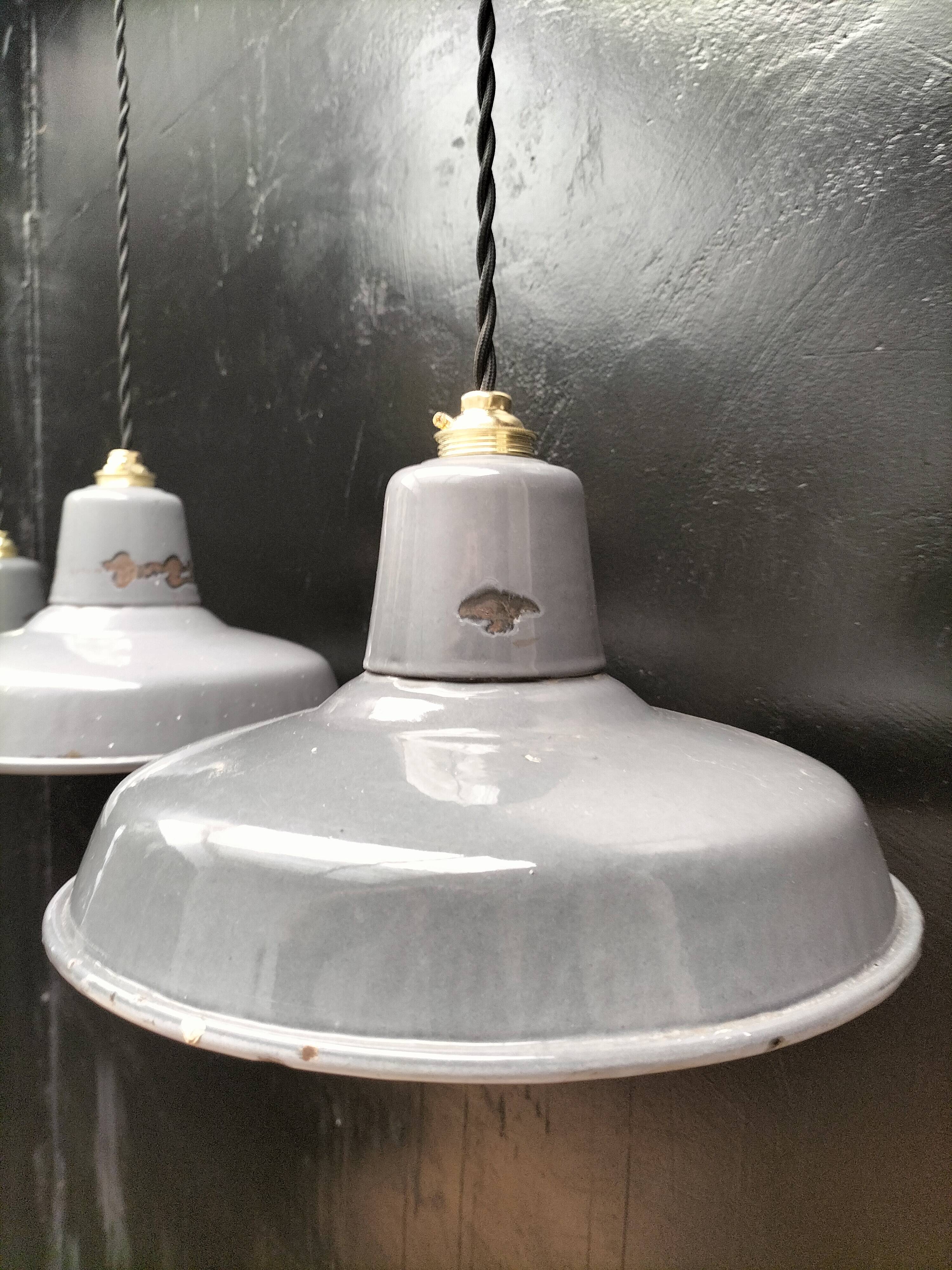 3 industrial pendant lights