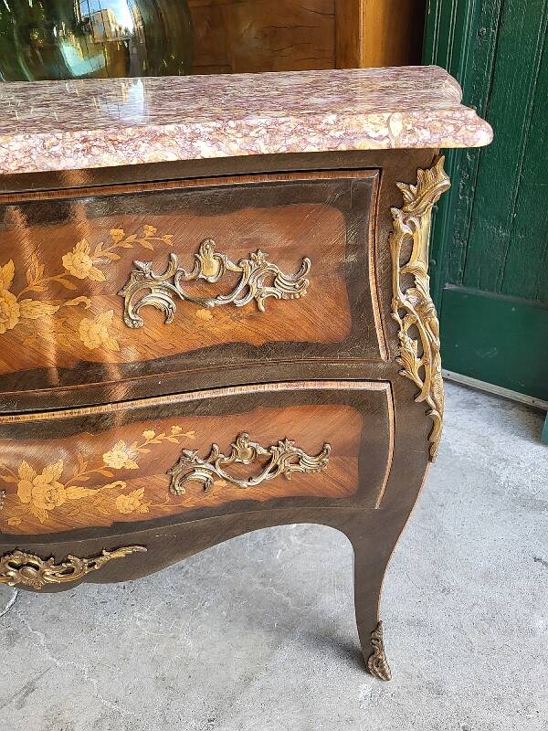 Commode sauteuse en bois de rose plateau en marbre rose
