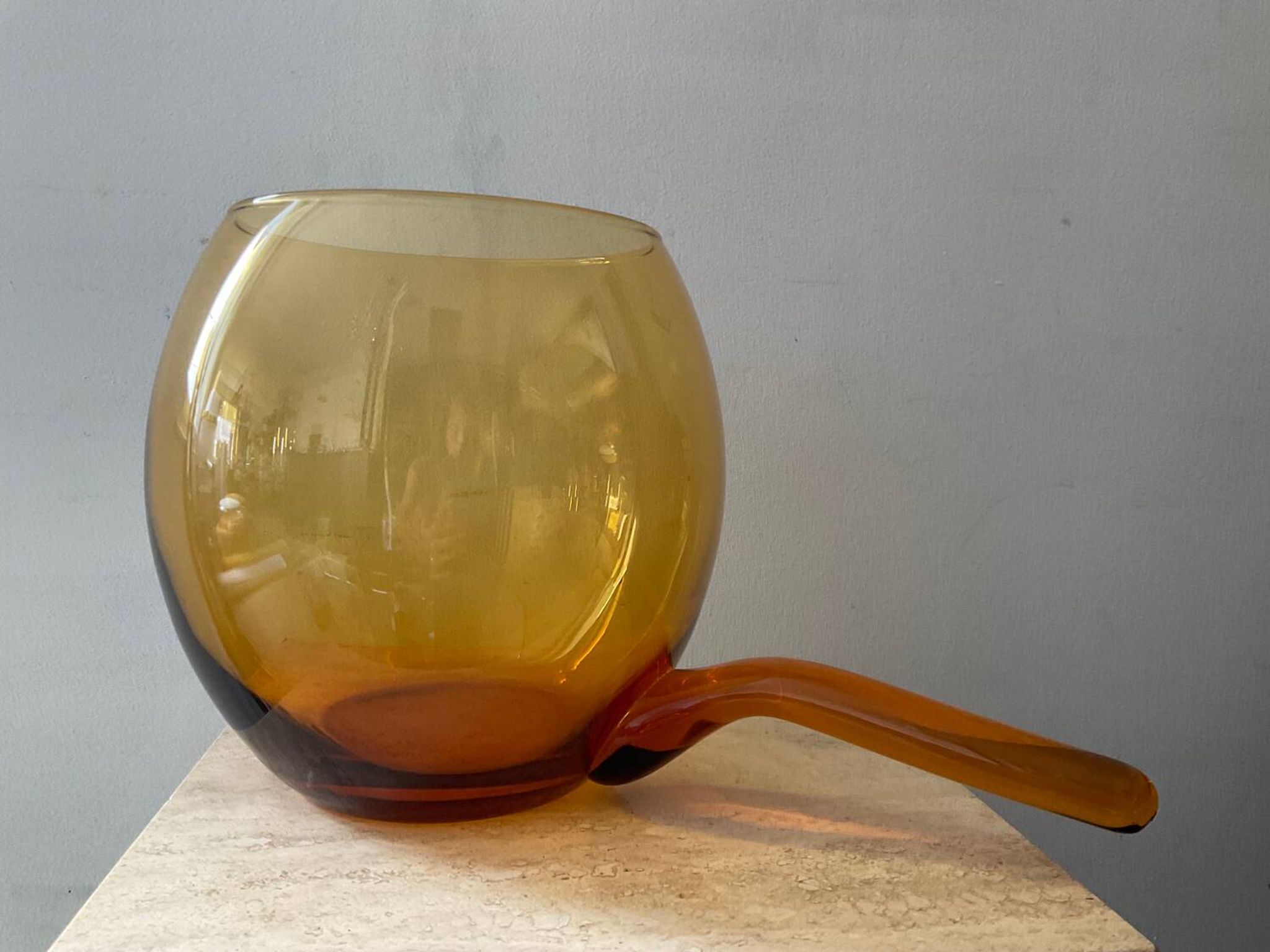 Saladier vintage en verre ambré