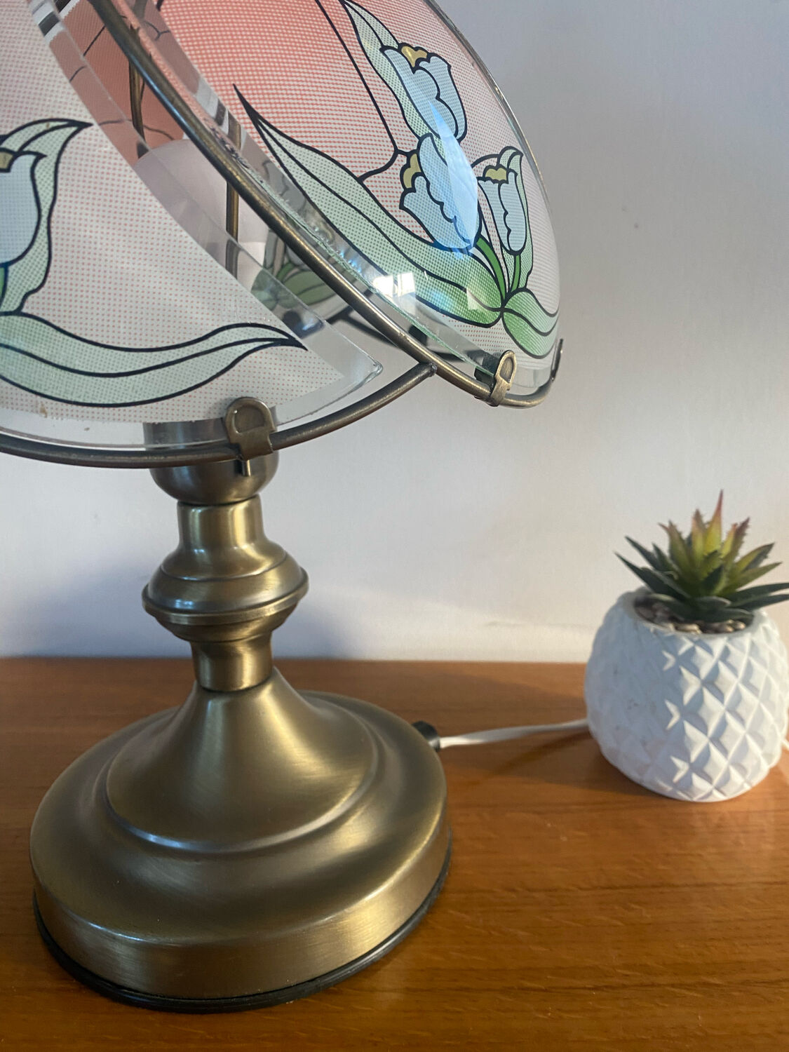 Vintage Tiffany style lamp