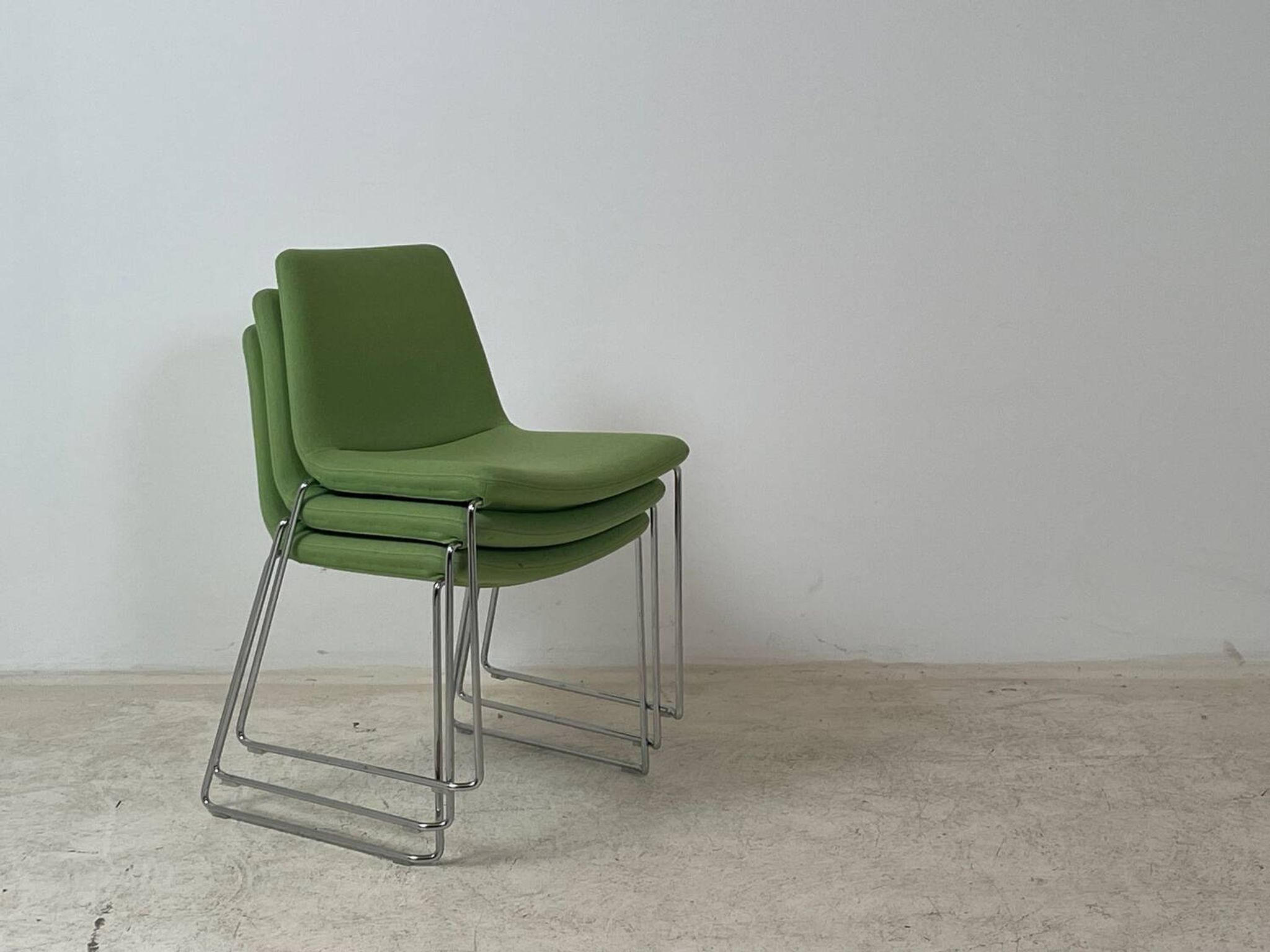 Chaise Cosmos B&B italia par Jeffrey Bernett