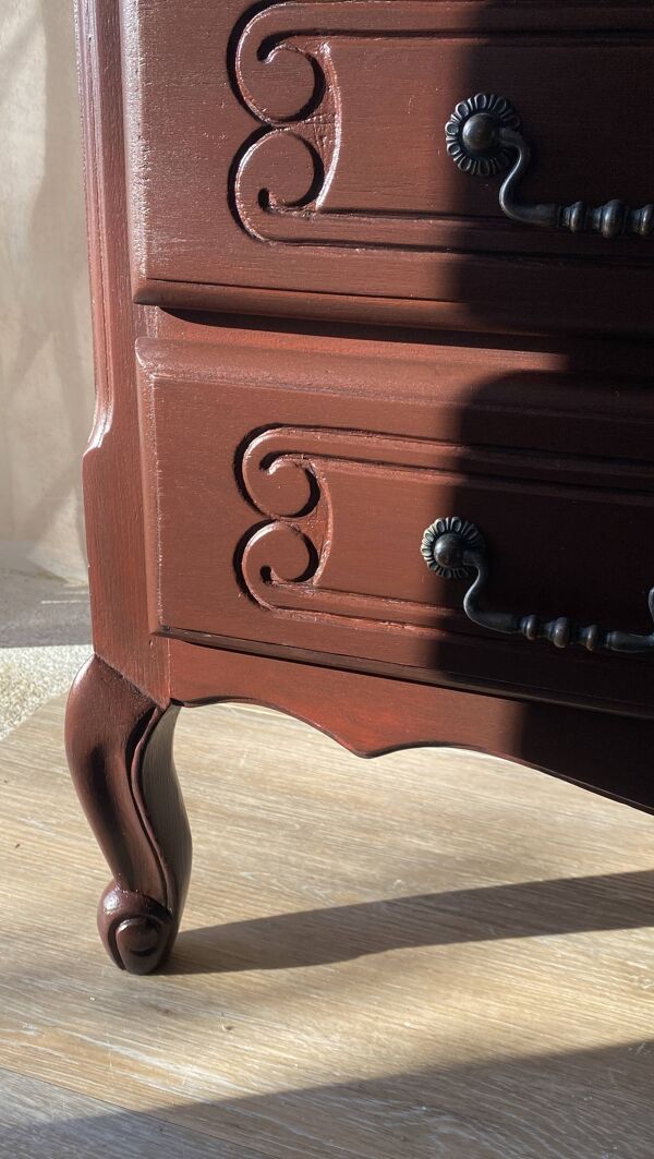 Commode style Louis Xv rénovée - plateau bois naturel et teinte profonde