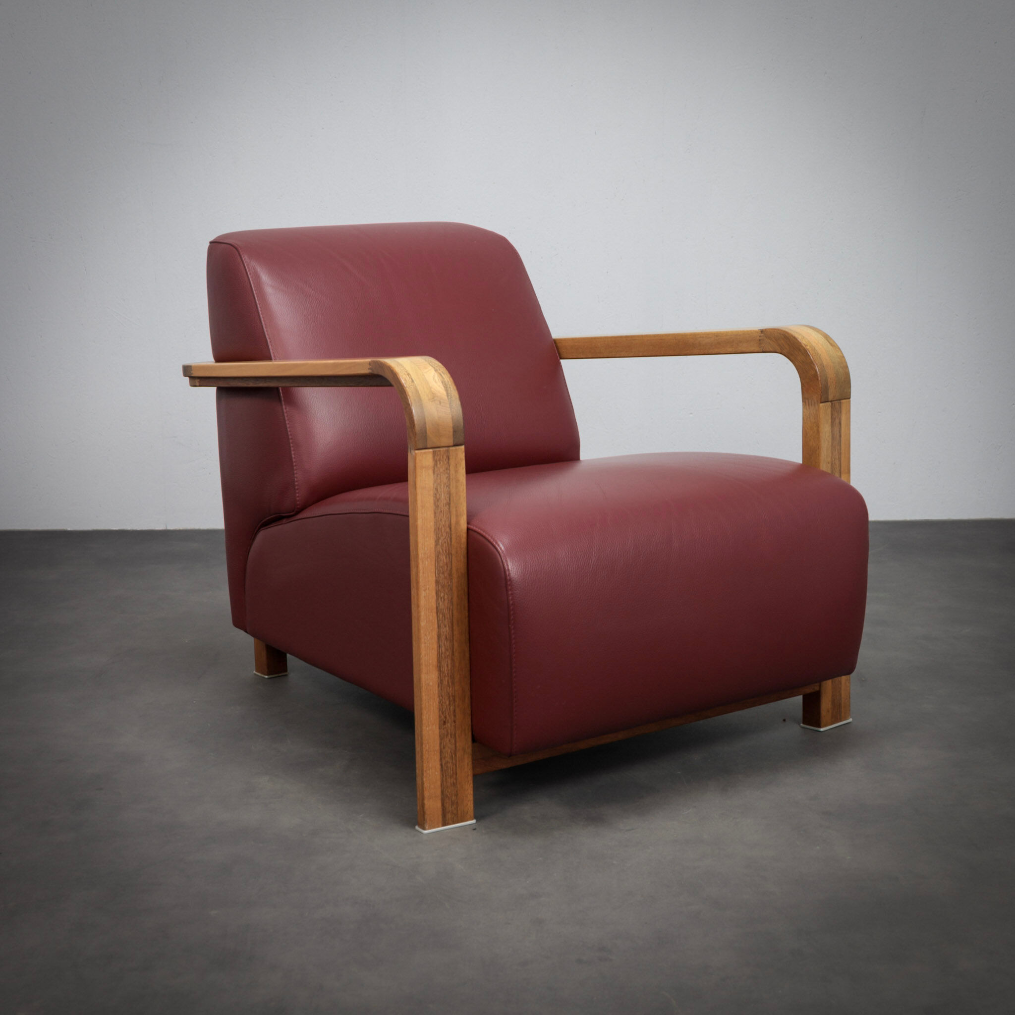Pair of Hemingway lounge chairs by Hugo de Ruiter, Netherlands, 1990s