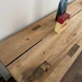 Solid raw workbench