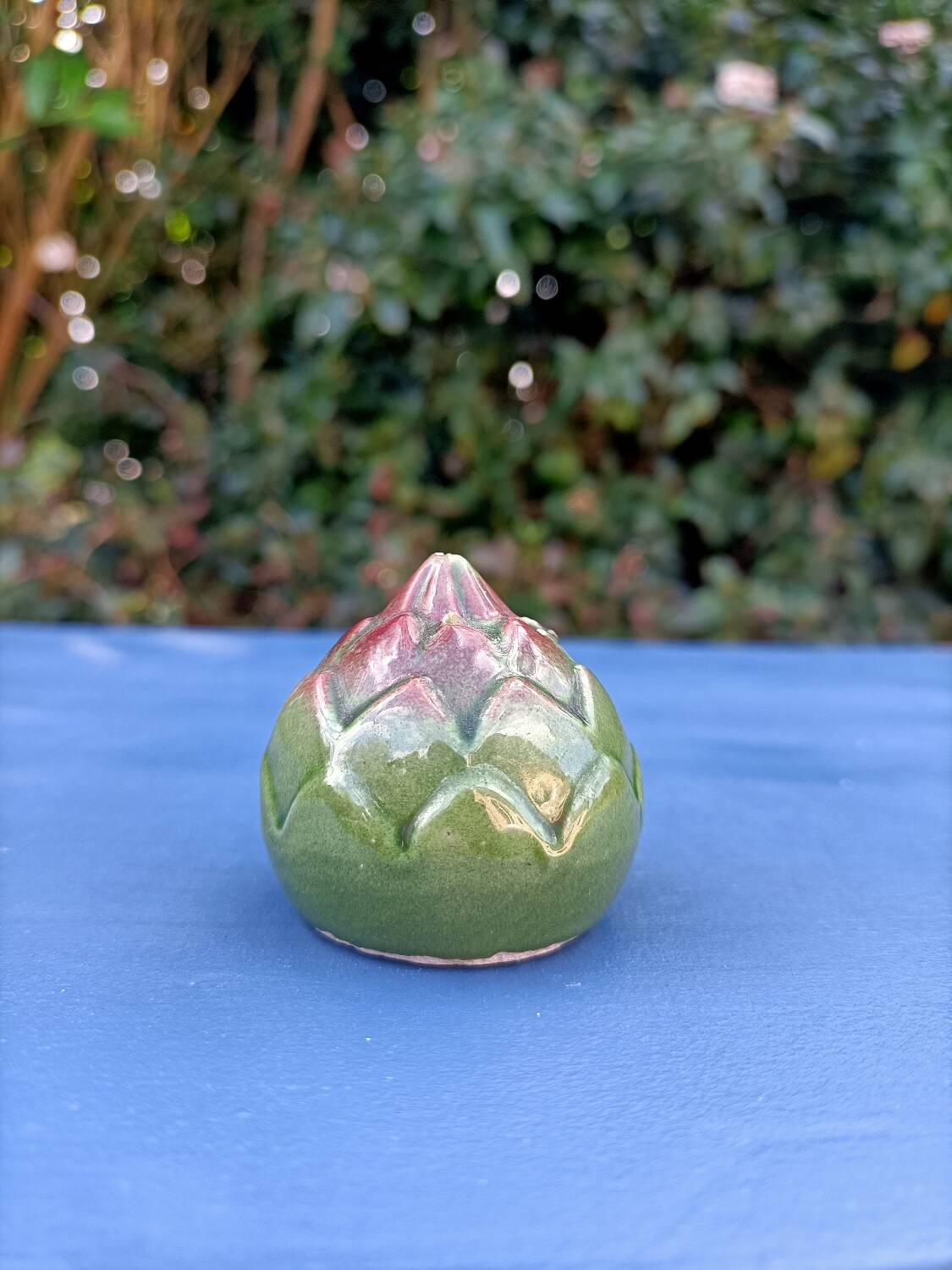 Artichoke salt shaker