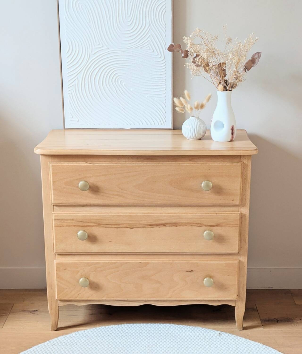Commode vintage en bois blond, rénovée
