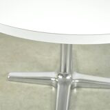 Vintage round 4-5- persons dining table by Pastoe, 1970s