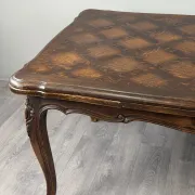 Table de salle à manger de style Louis XV, XXe Siècle
