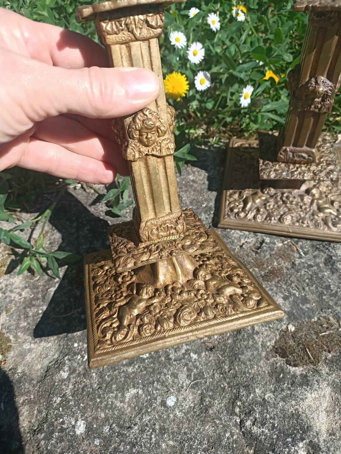Financial-style candle holders in gilded bronze