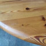 Rainer Daumiller round pine table