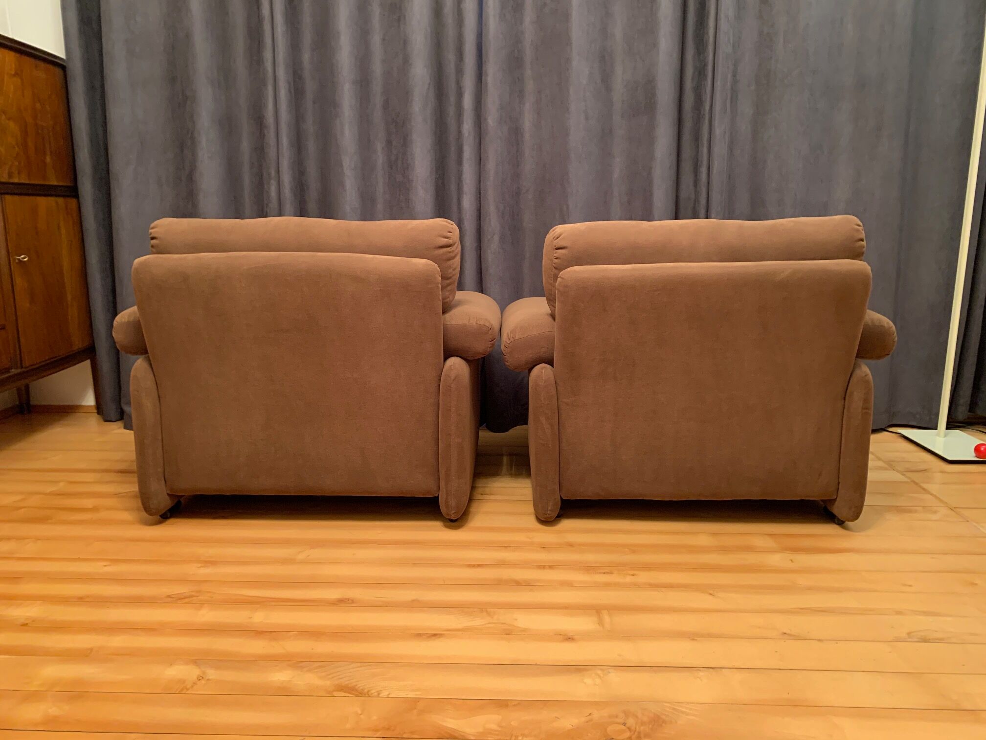 Pair of Coronado armchairs, designed by Tobia Scarpa, C&B Italia, 1960s