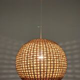 Vintage rattan ball suspension