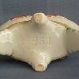 Cache pot in dabbling