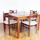 Table scandinave extensible en teck 4 à 10 personnes