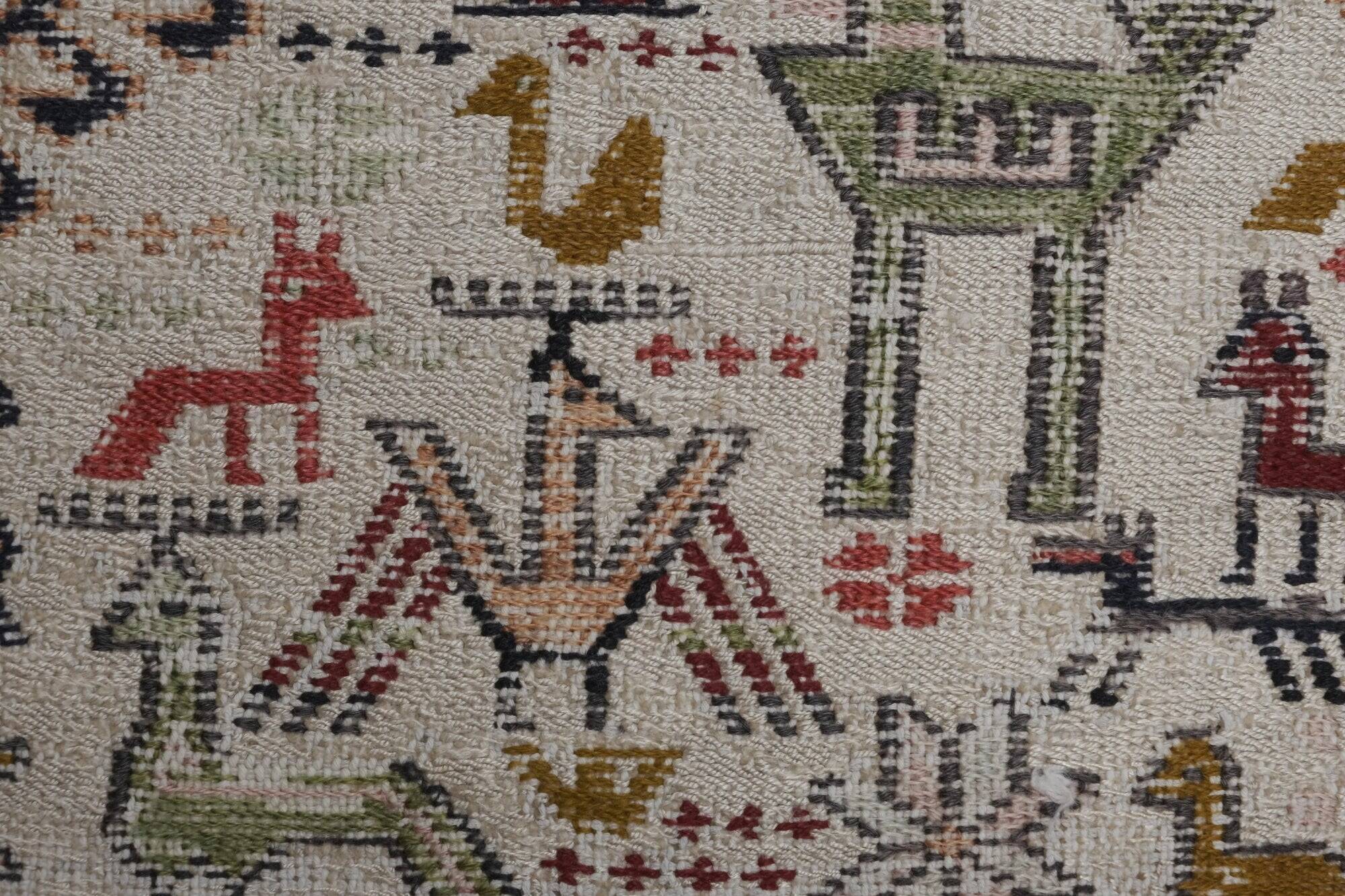 Vintage Turkish kilim handwoven 107x186 cm