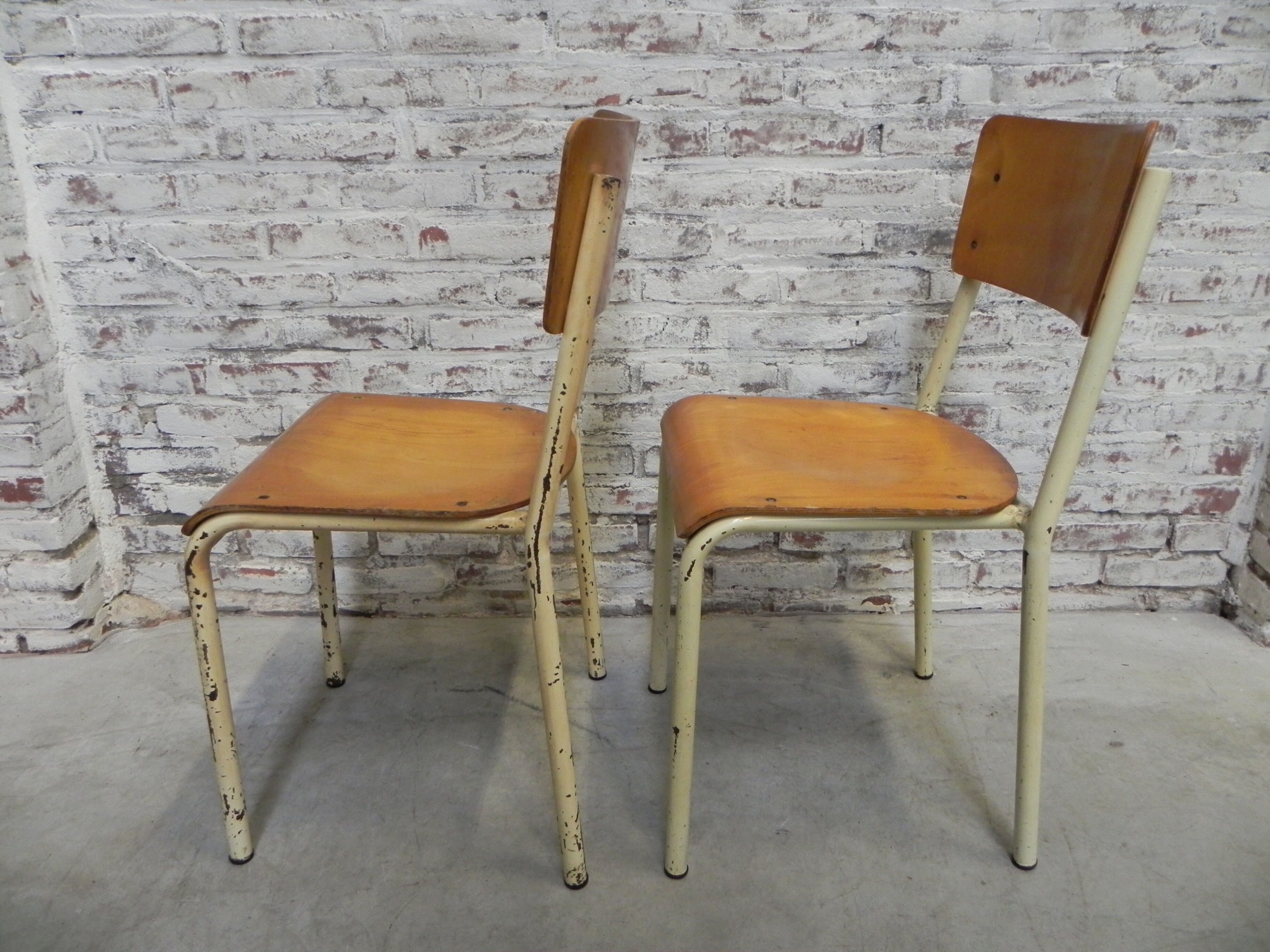 2 chaises empilables