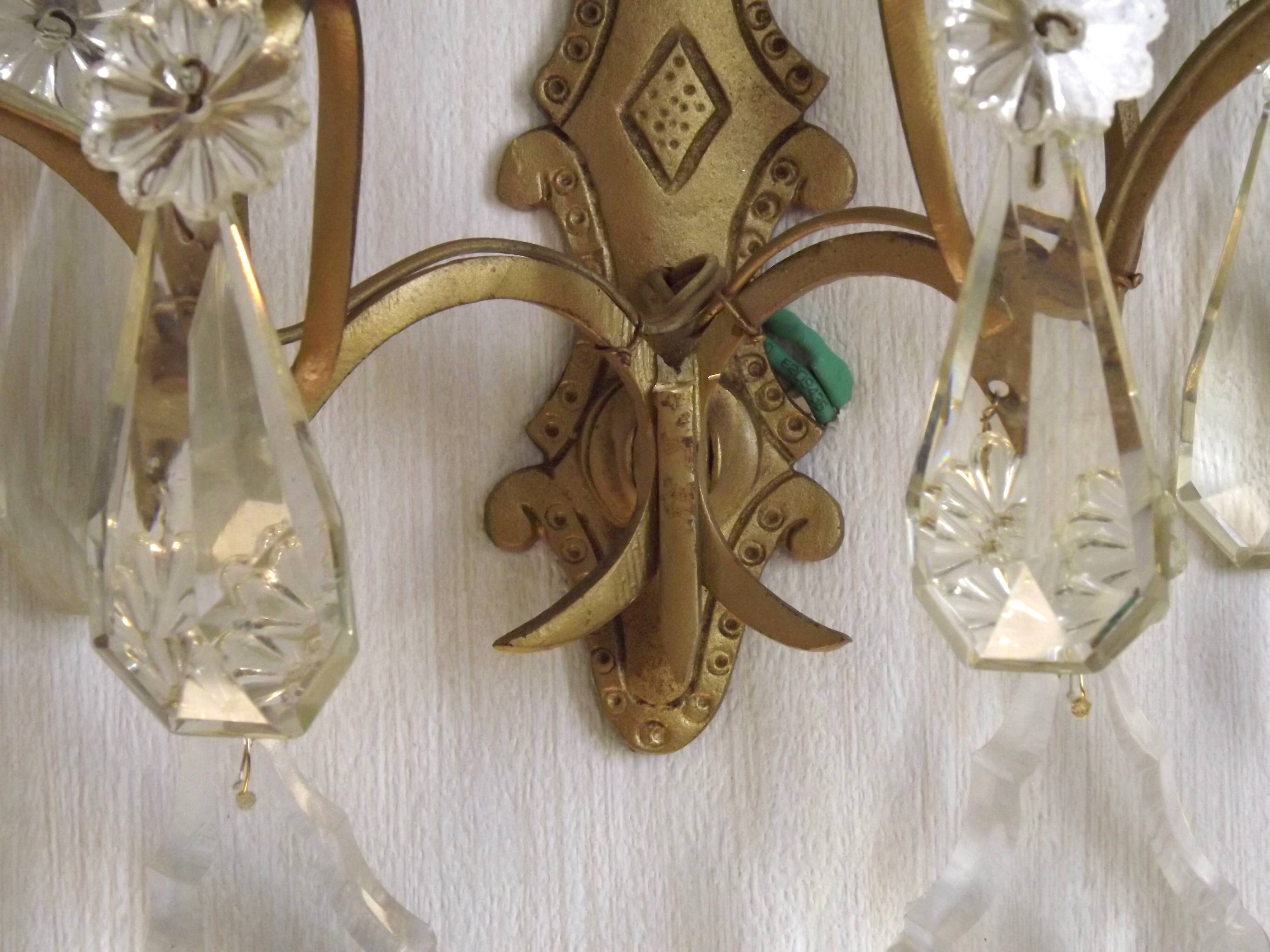 Grande paire d'appliques murales françaises vintage en bronze avec cristaux assortis 5514