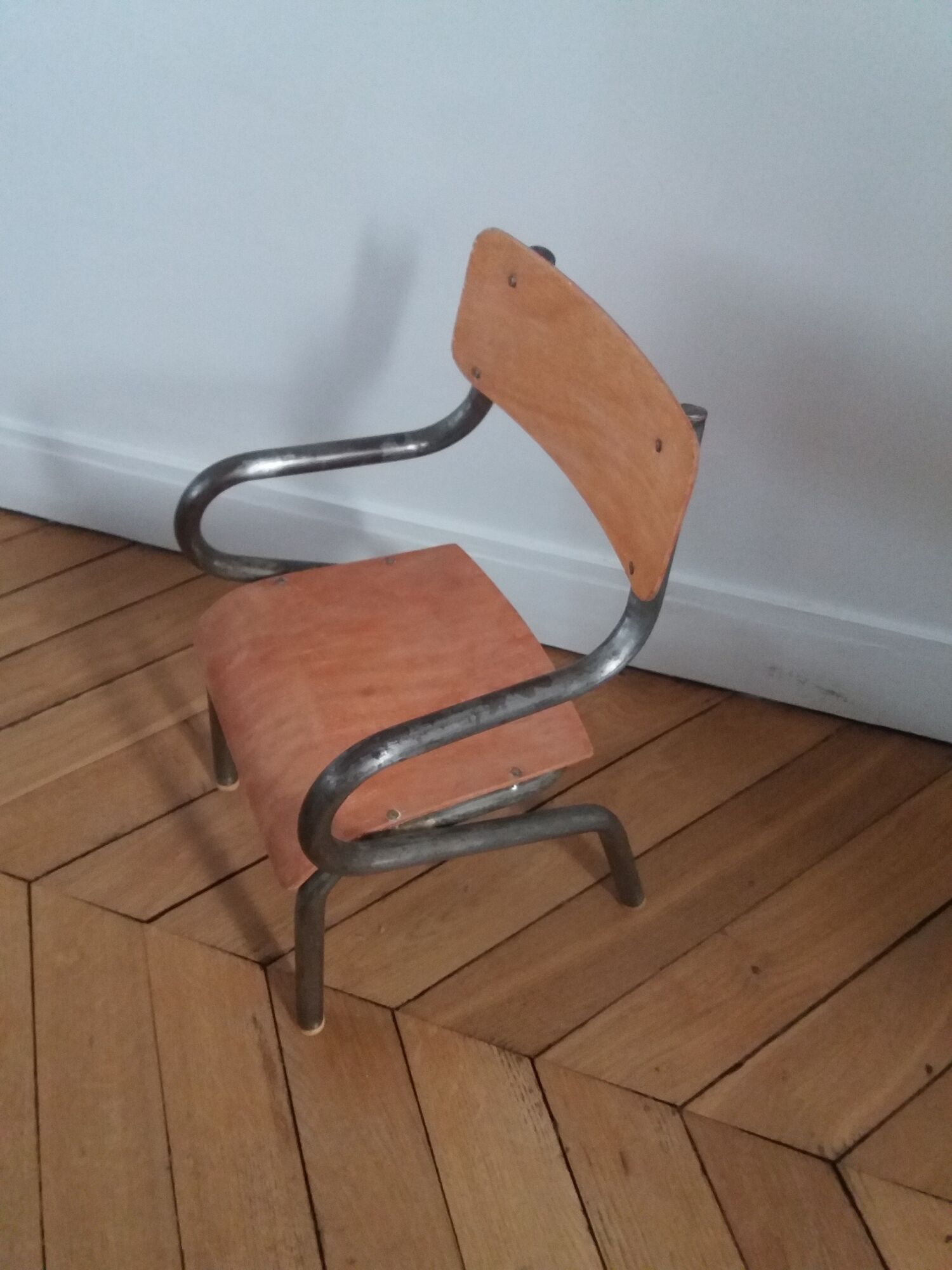 Industrial child chair