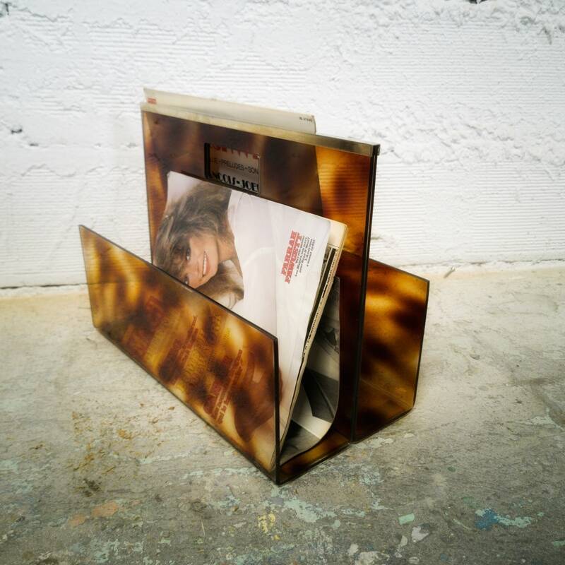 Vintage magazine rack in plexiglass and brass