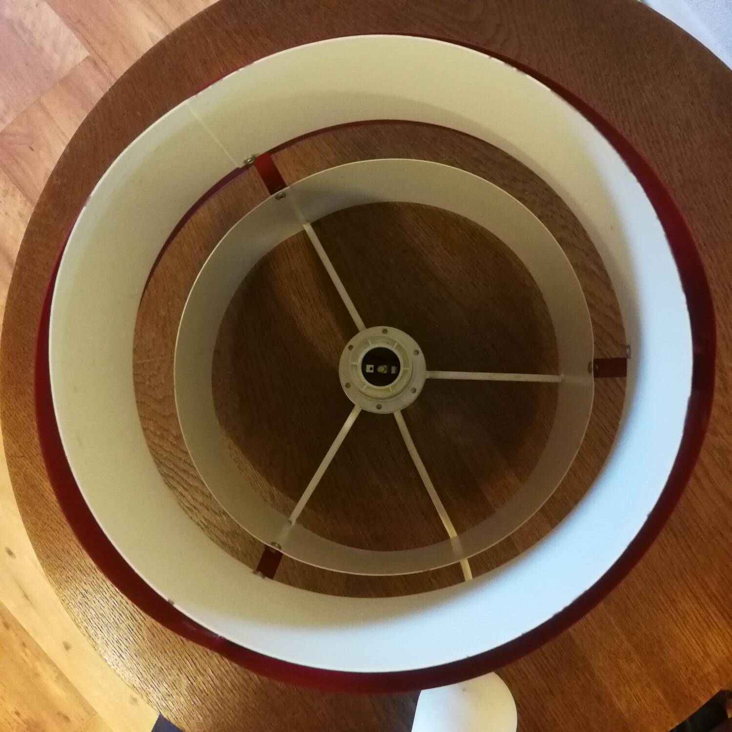 Vintage pendant light in white and red lacquered steel metal from the 70s