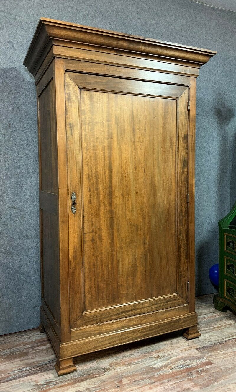 Louis Philippe period bonnetière in poplar around 1830