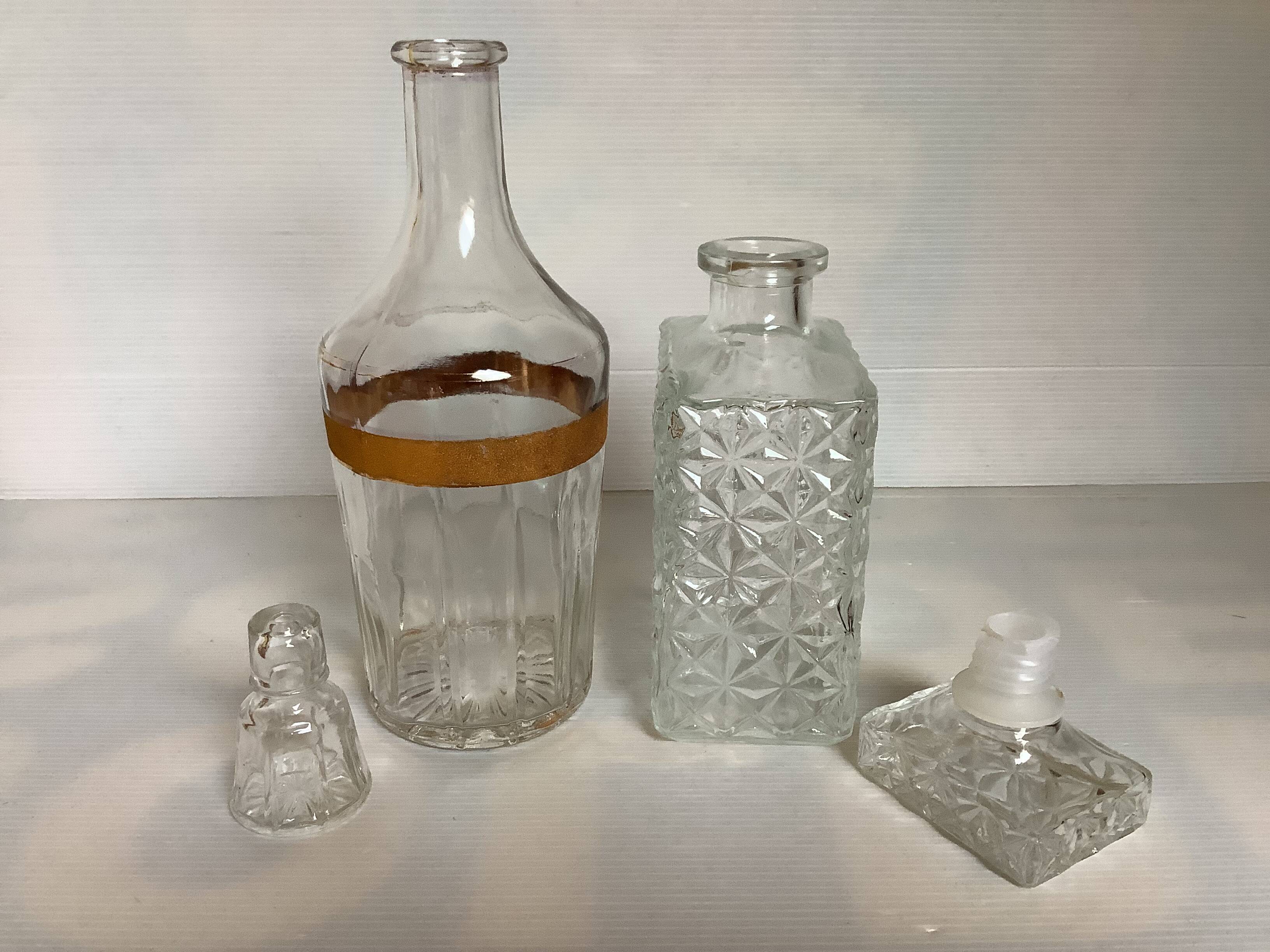 Paire de bouteilles carafes avec bouchons