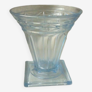 VASE EN VERRE MOULE EPOQUE ART DECO ANNEES 1930