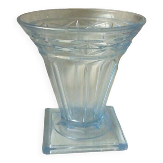 VASE EN VERRE MOULE EPOQUE ART DECO ANNEES 1930