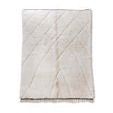 Moroccan Berber carpet Beni Ouarain unbleached with engraved patterns 289x196cm