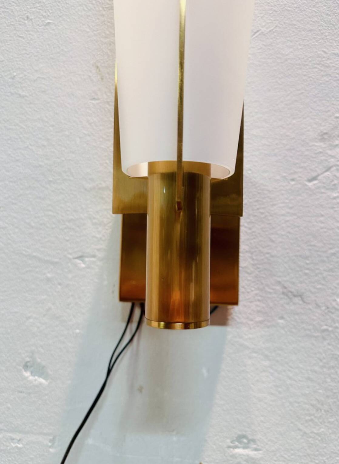 Applique en laiton et opaline, 1950