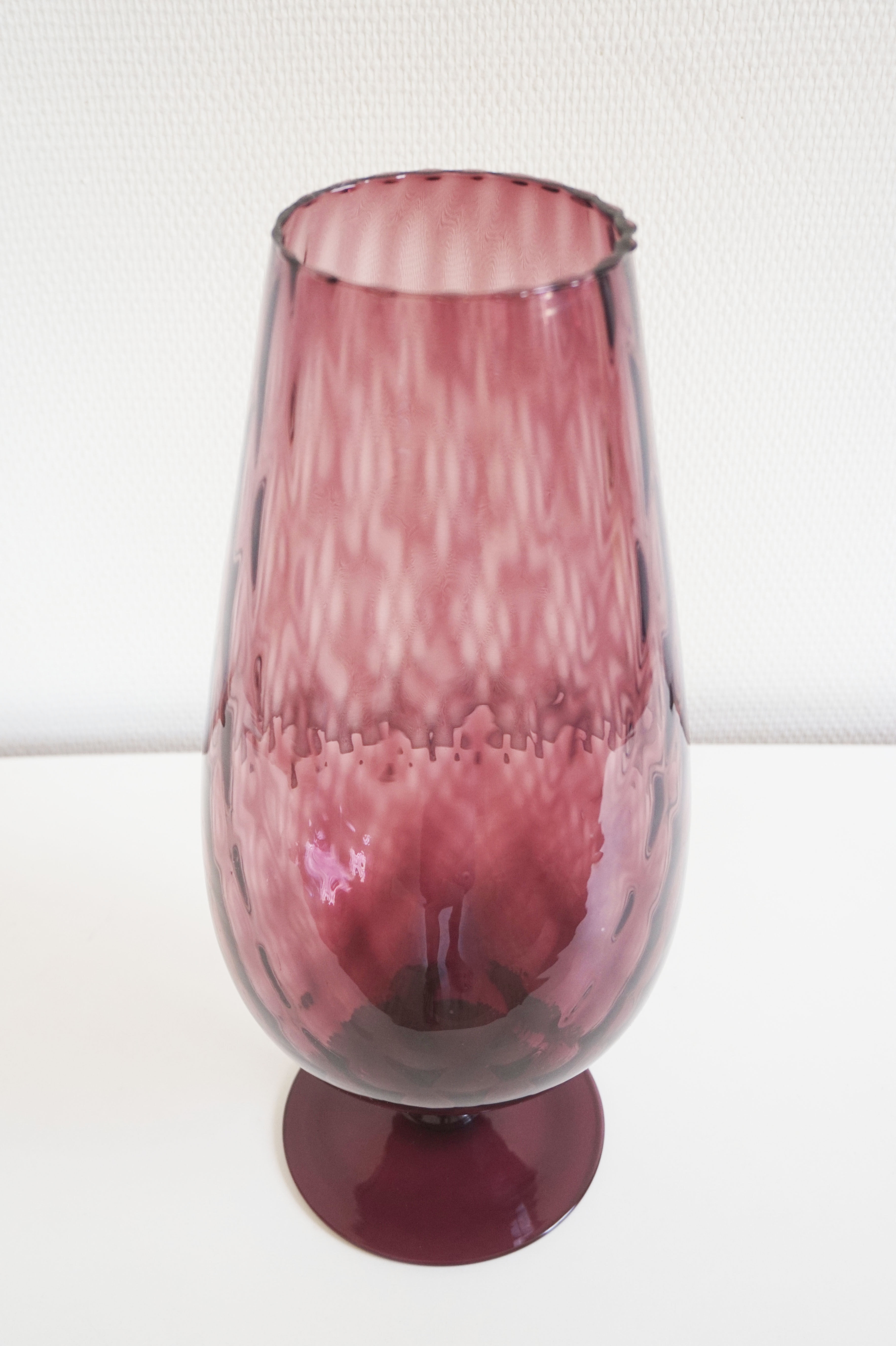 Italian vase Empoli purple 1950