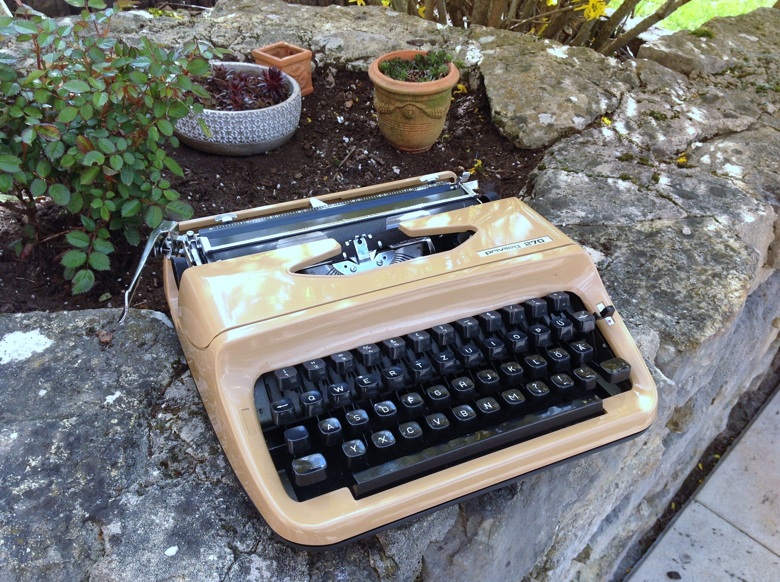 Privileg 270 typewriter 60/70