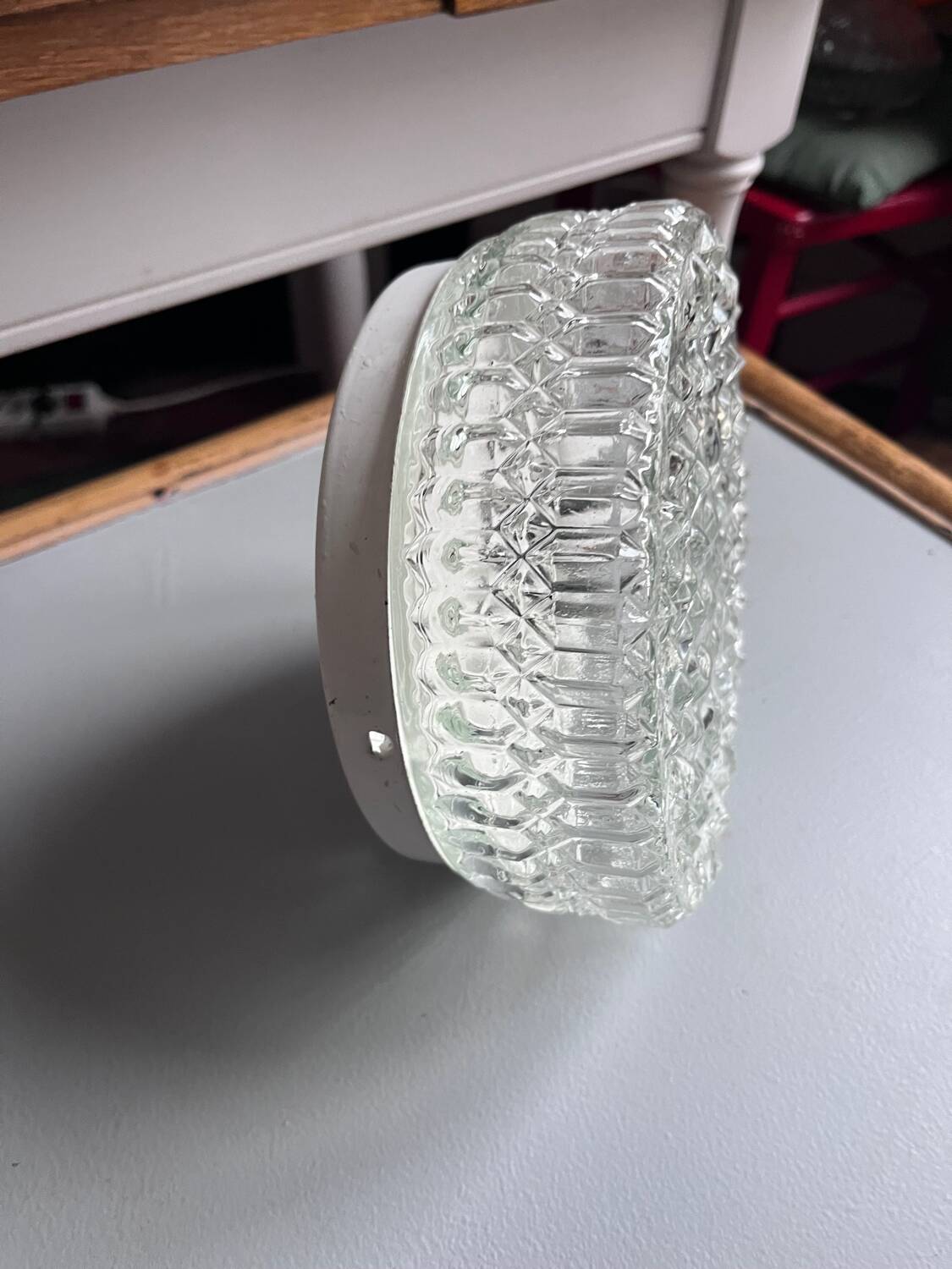 Plafonnier verre moulé vintage