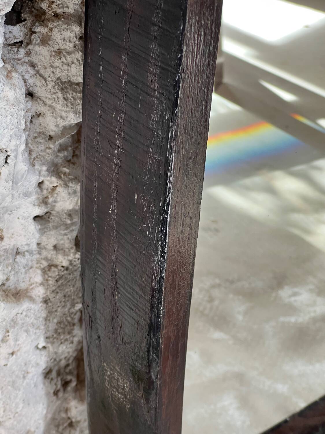 Miroir brutaliste rectangulaire bois foncé