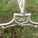 Wrought iron cradle