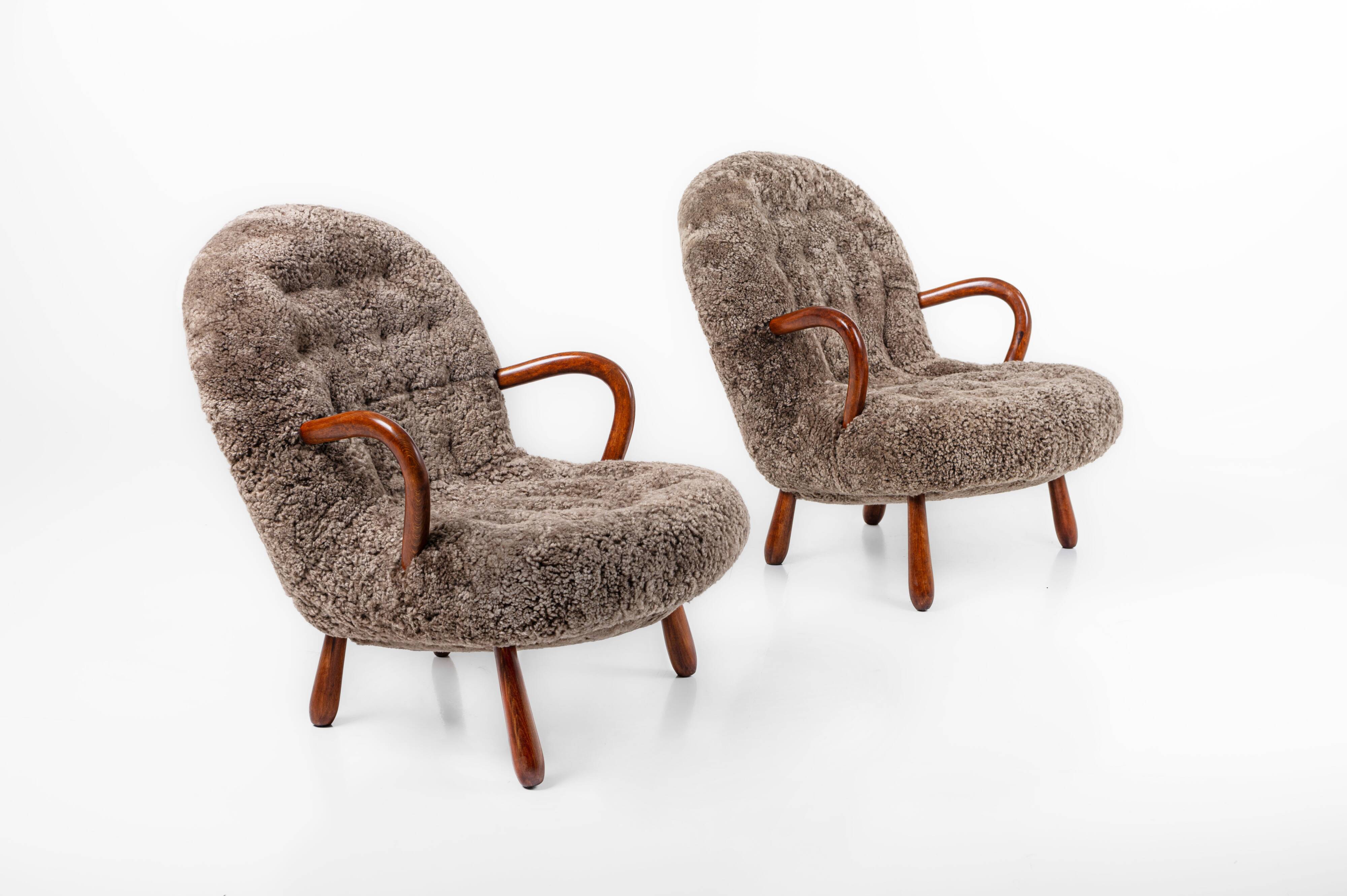 Rare pair of Clam chairs by Arnold Madsen for Madsen & Schubell, Denmark 1944
