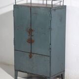 Armoire de style industriel à patine bleue (c.1950)