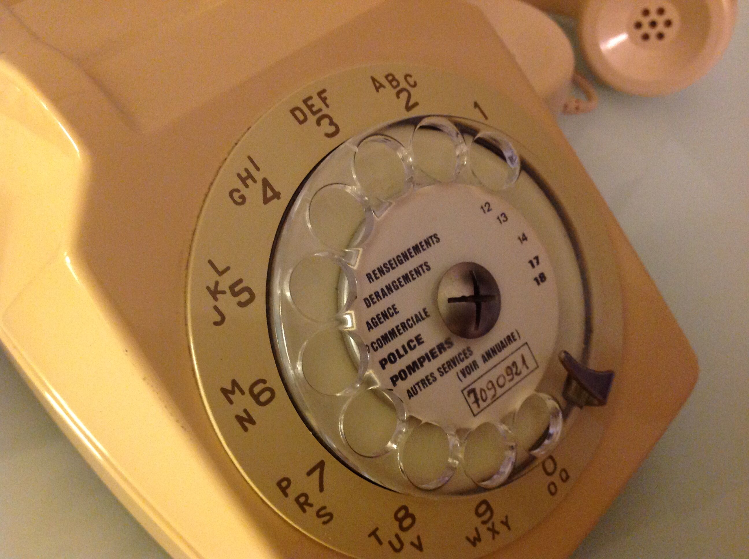 Phone ivory 1970