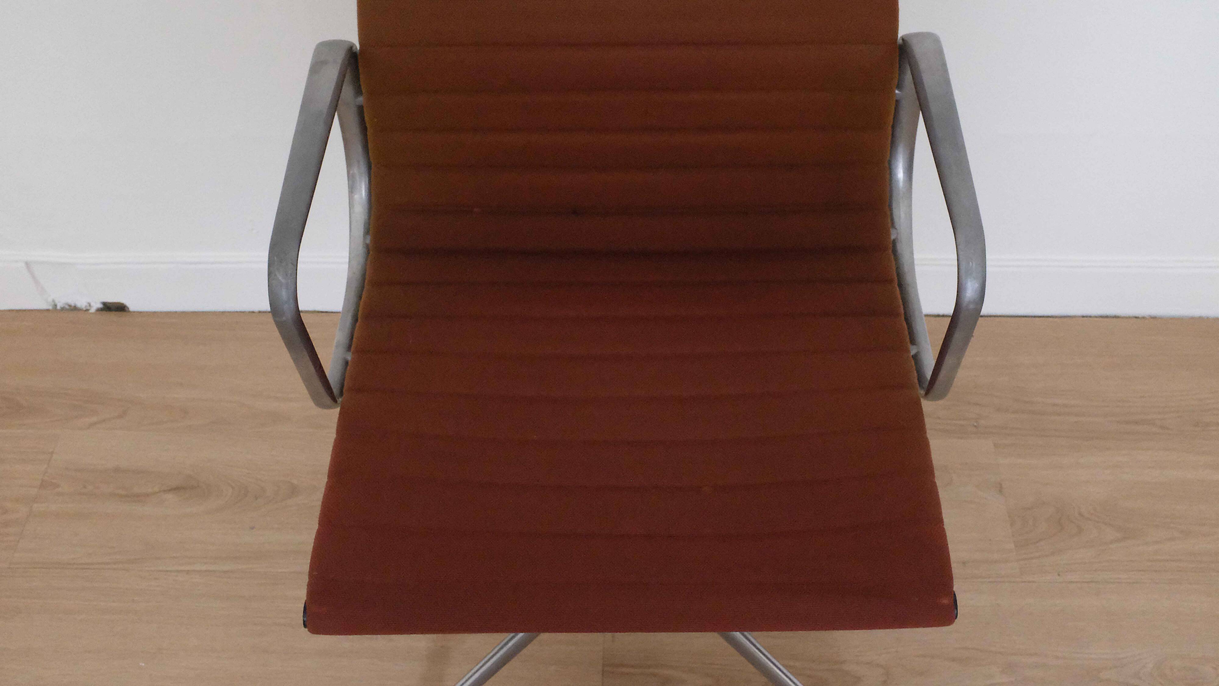 Chaise de bureau par Charles Eames 1980