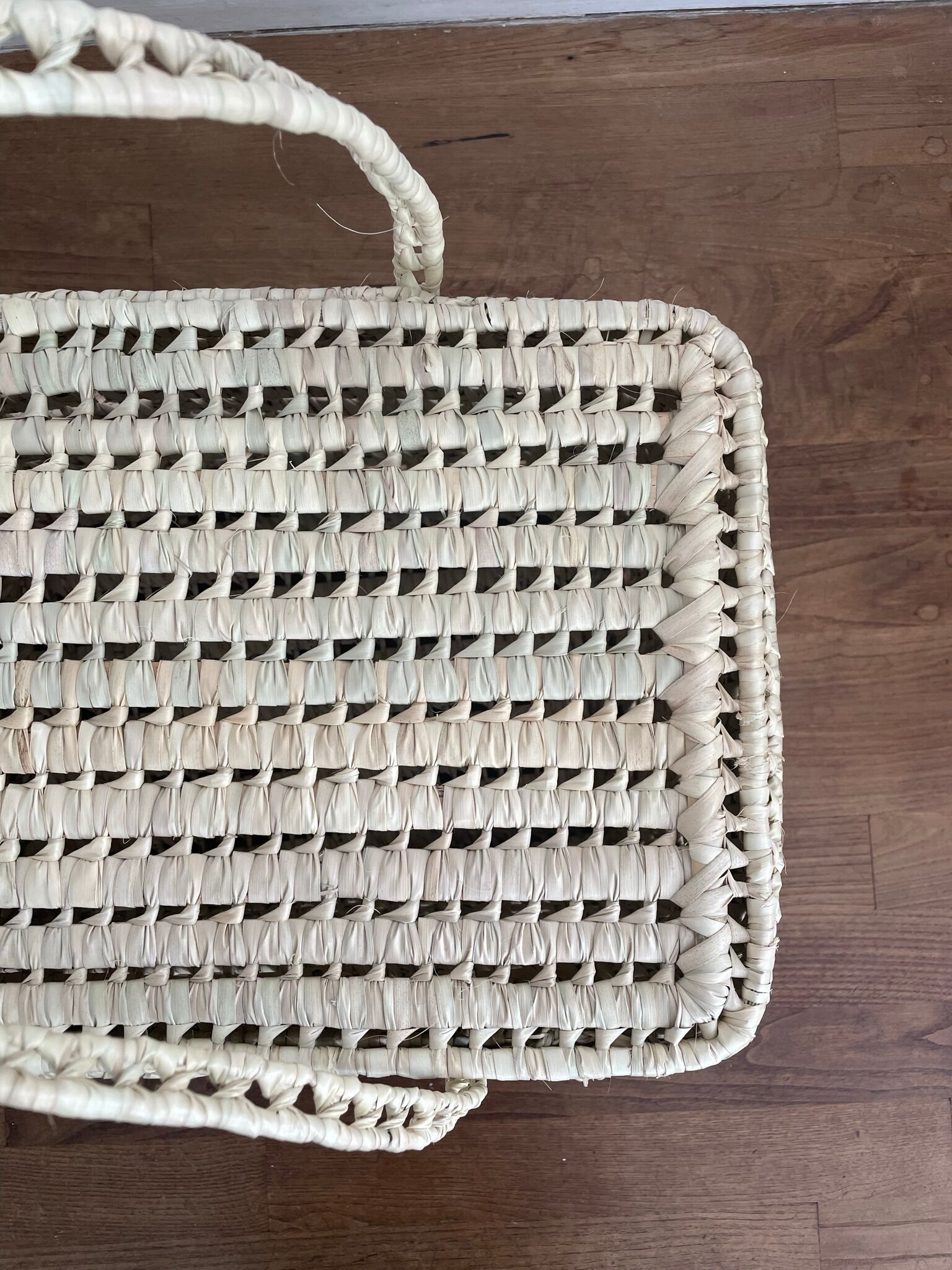 Storage chest trunk in handmade woven doum natural fibers