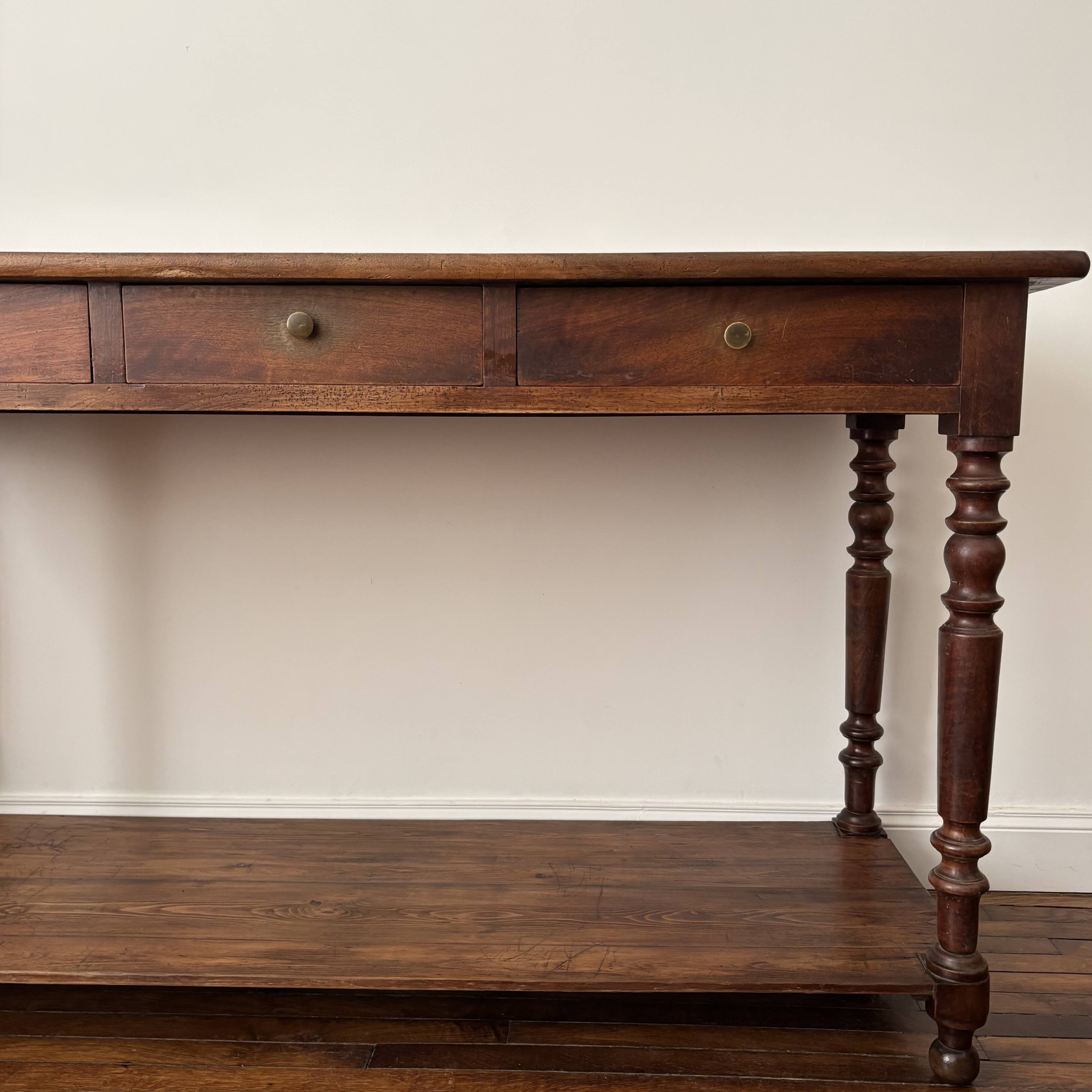 Antique upholsterer's furniture
