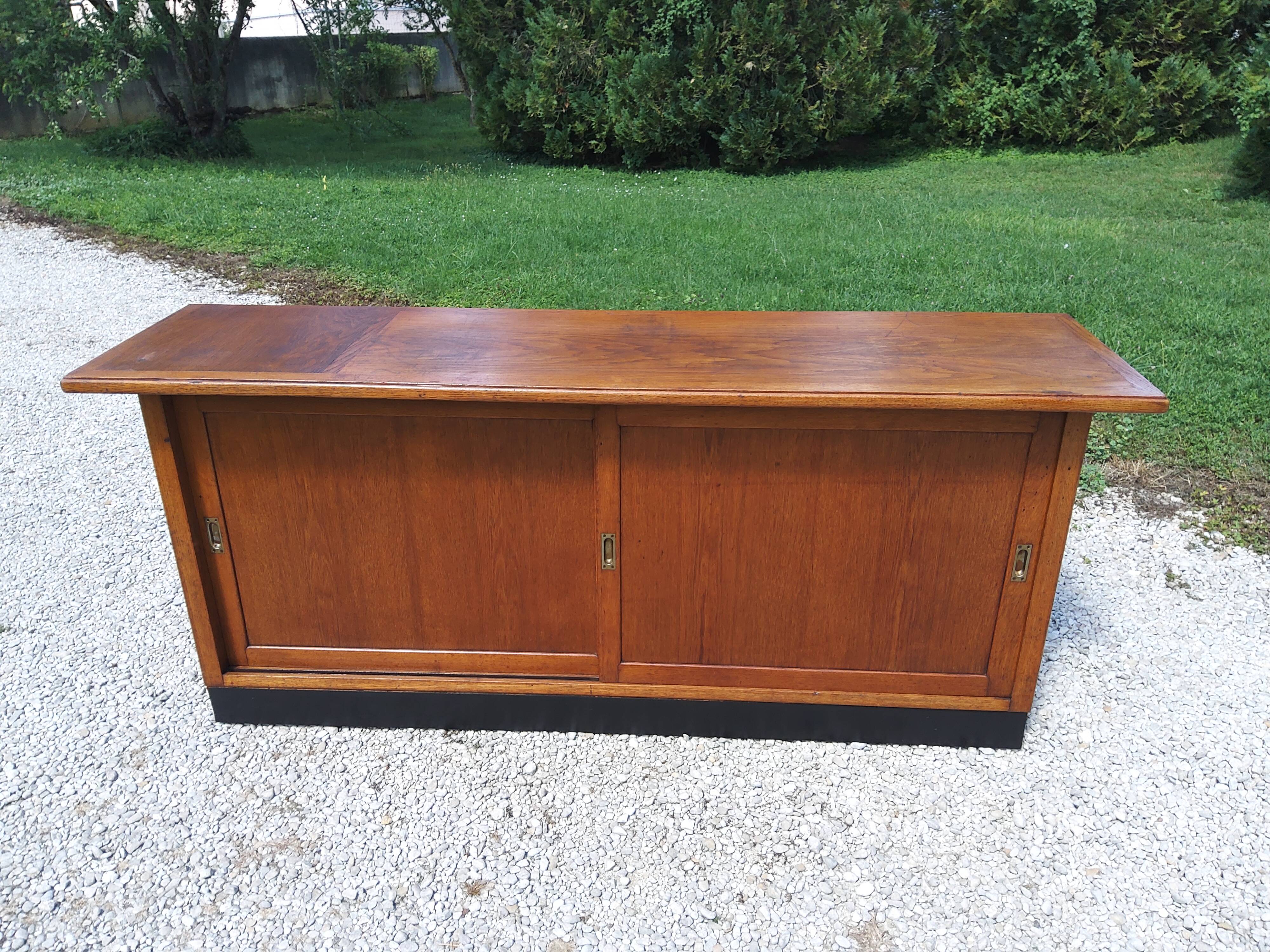 Meuble de metier
