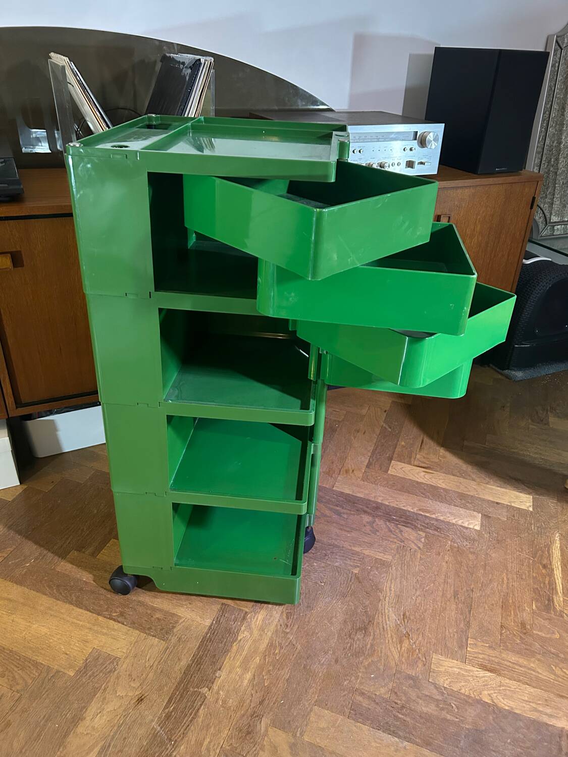 BOBY dessert trolley designed by Joe Colombo, 1970s.