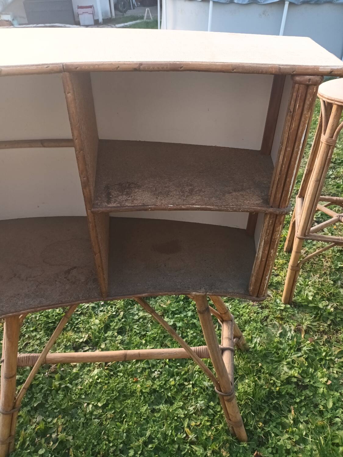 Bar en rotin vintage