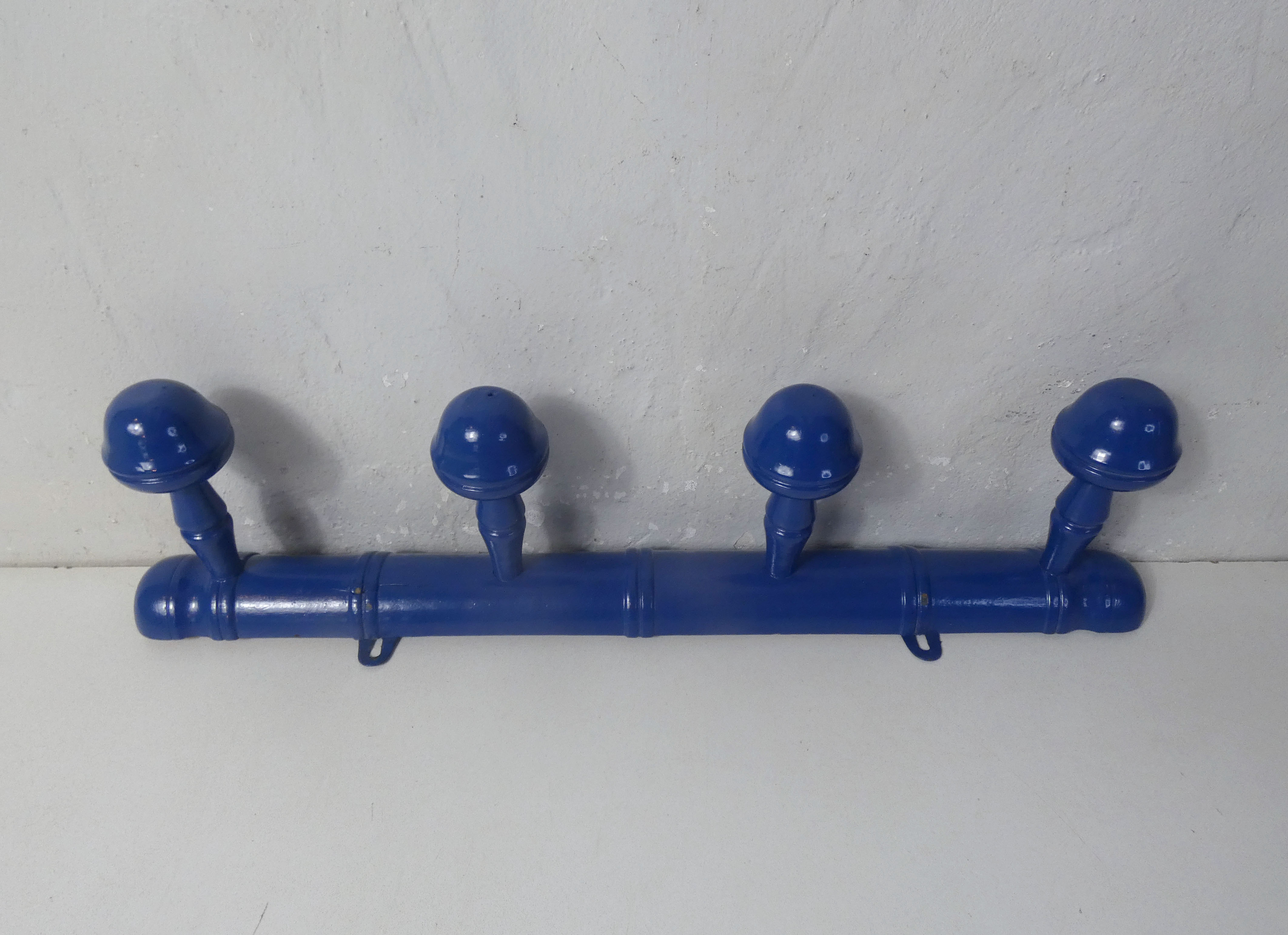 Coat rack 4 vintage hooks