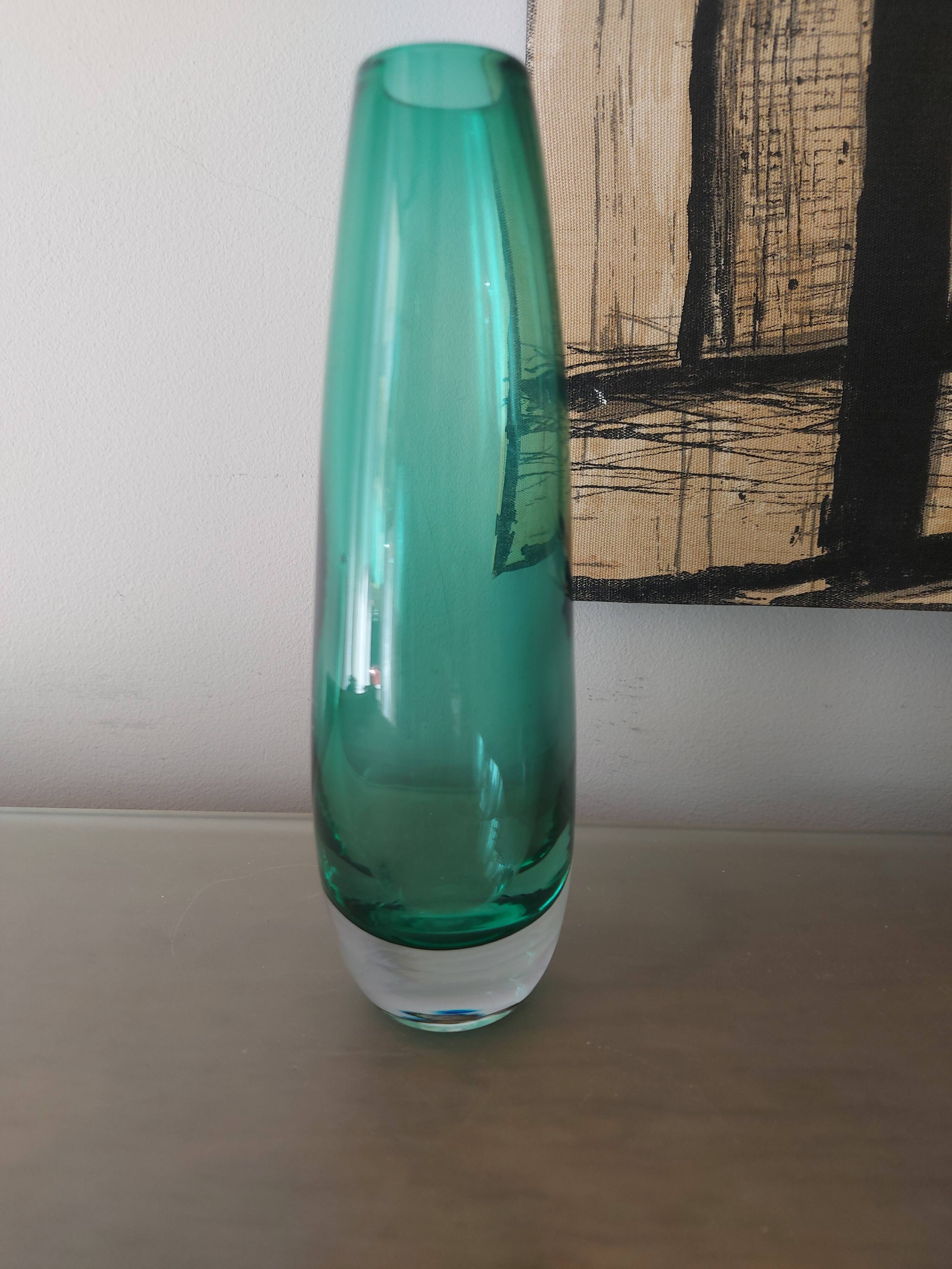 Glass vase