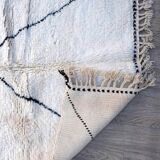 Traditional handmade beni ouarin rug size 150 x 250 cm