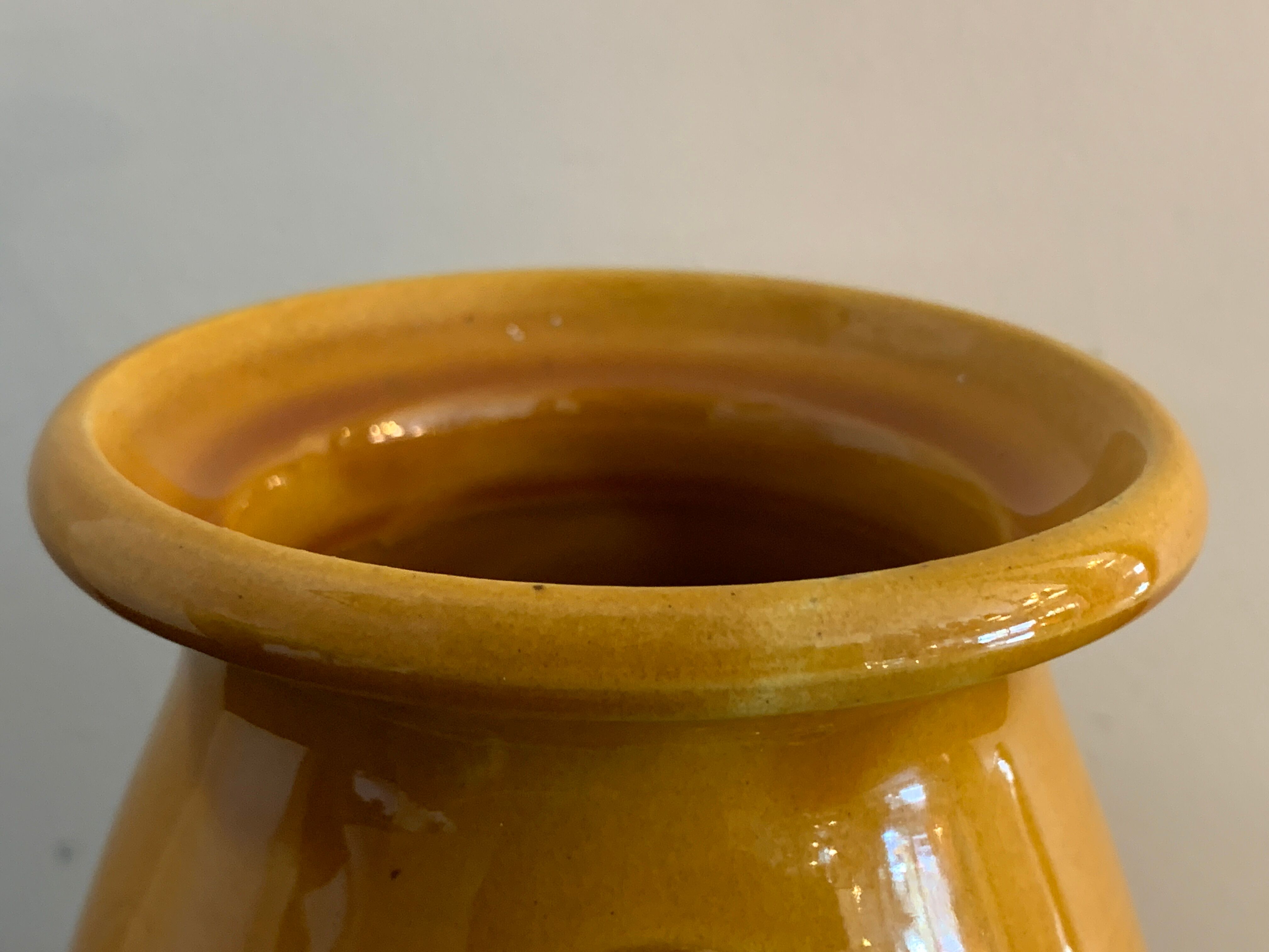 Vallauris ceramic dabbling olive pot